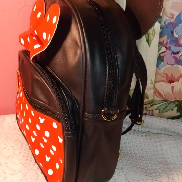 Disney Minnie Mouse Girls Fashion Red and Black Mini-Backpack and Girls Purse - Picture 7 of 16